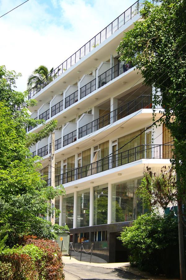 Hotel Sky View Grand Kandy Esterno foto