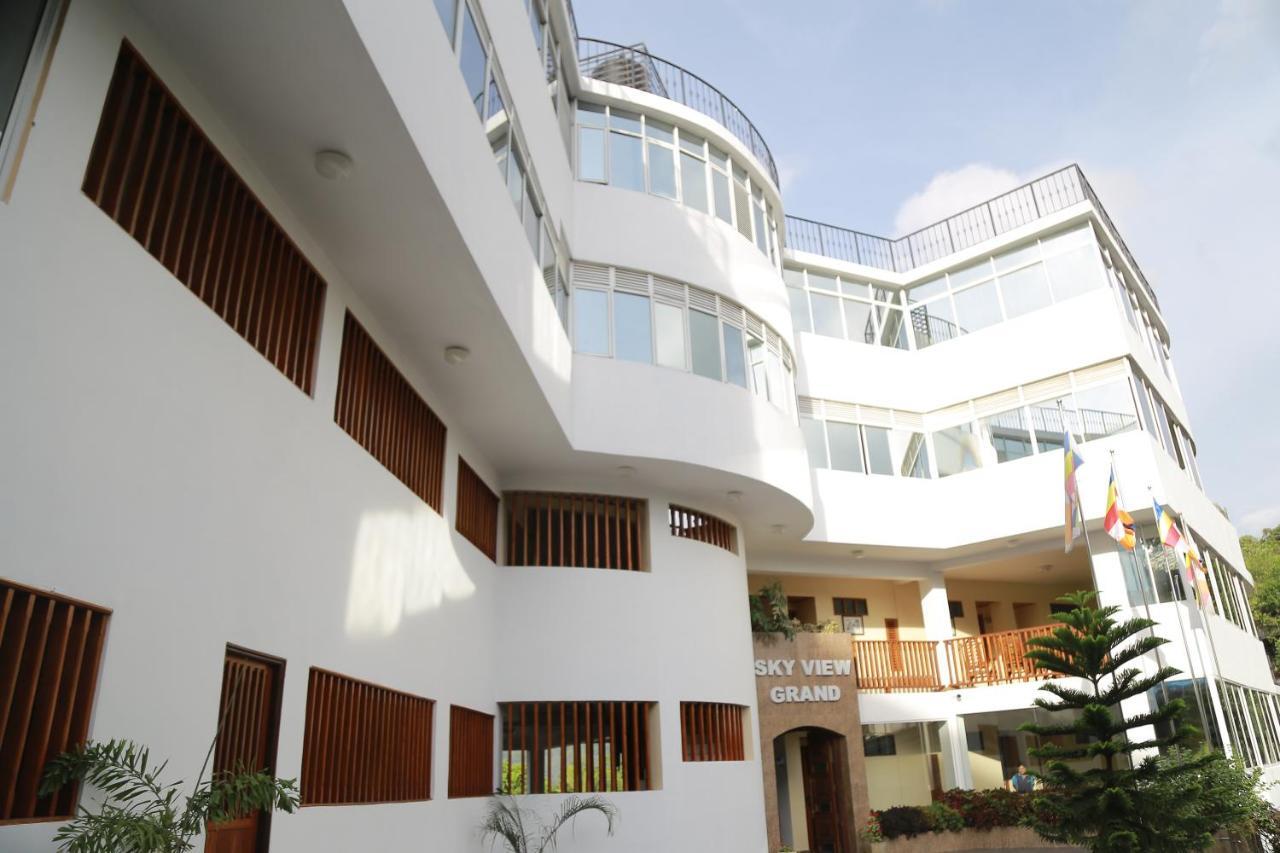 Hotel Sky View Grand Kandy Esterno foto